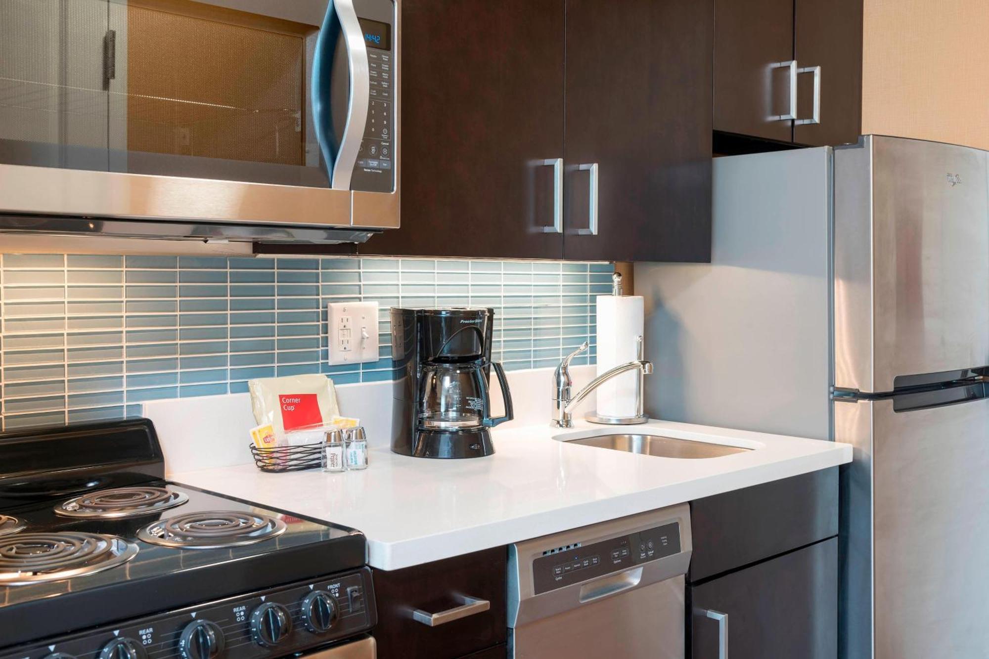 Towneplace Suites By Marriott Ontario-Mansfield Eksteriør bilde
